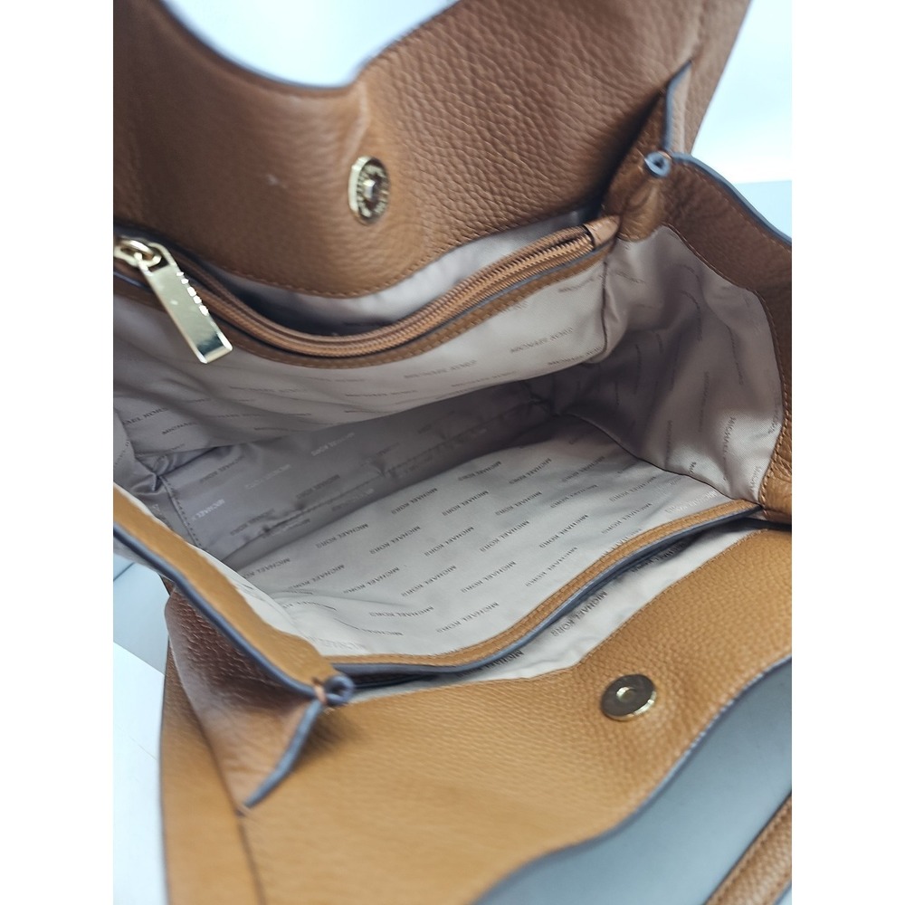 Michael Kors Women's Genuine Leather Tan Gold Chain Hobo Bag W/ Garment Bag - Picture 7 of 9
